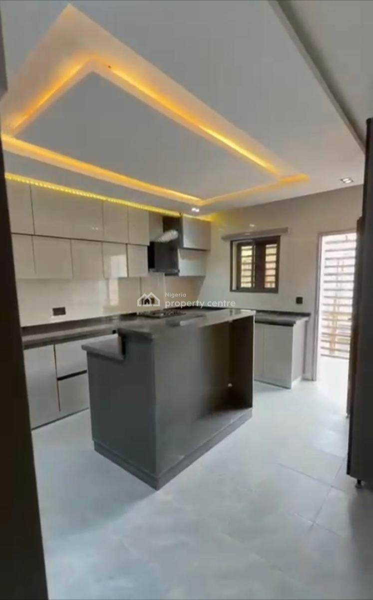 Luxurious 3bedroom En-suite Flat +bq, Tarred Road, Secure/ Serene, Jabi, Abuja, Flat / Apartment for Sale
