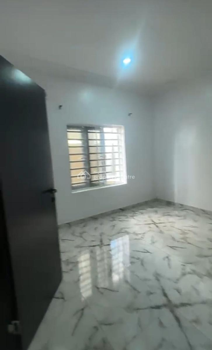 Spacious Downstairs Mini Flat Off Mobile Rd { Video}, Off Mobile Rd, Ilaje, Ajah, Lagos, Mini Flat (room and Parlour) for Rent