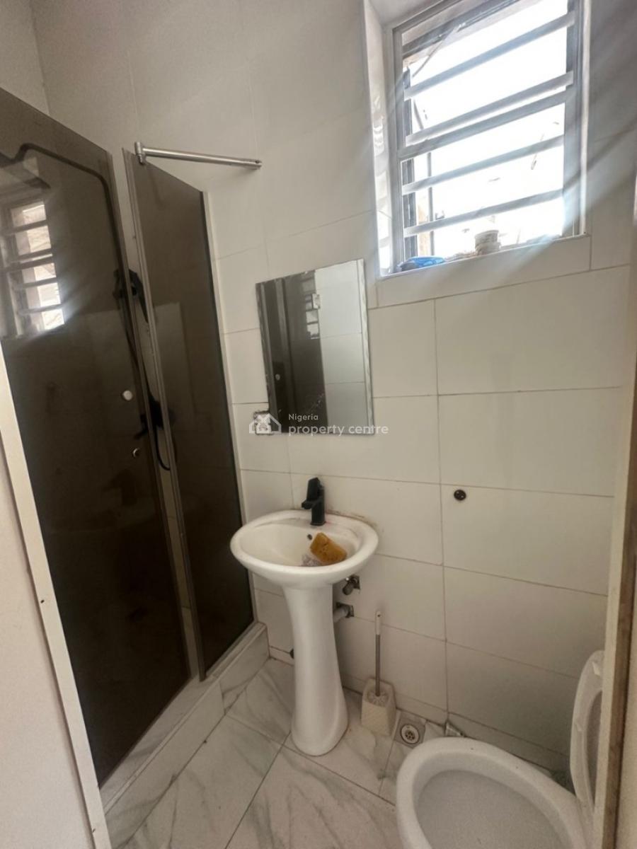 Room Upstairs, Ikota Gra, Ikota, Lekki, Lagos, Self Contain (single Rooms) for Rent