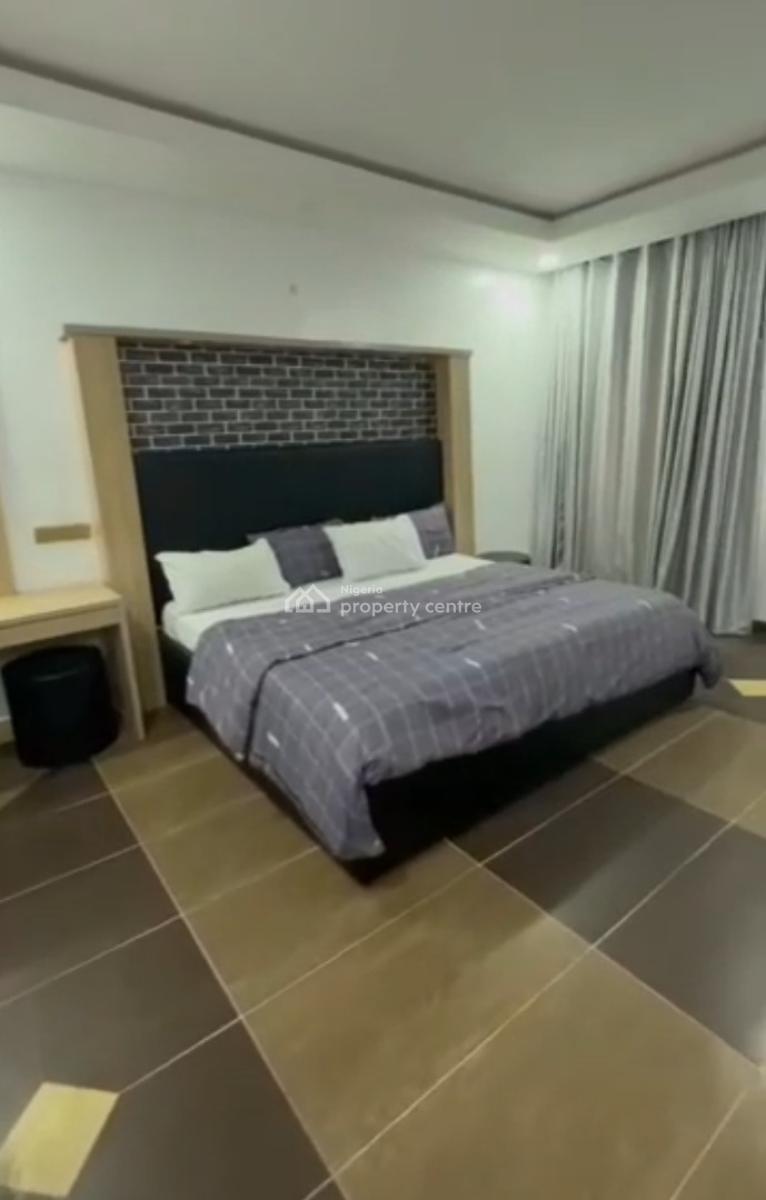 High Income 62 Rooms Hotel,with a Mini Supper Market, Located By Pinnacle Filling Station, Lekki, Lagos, Hotel / Guest House for Sale