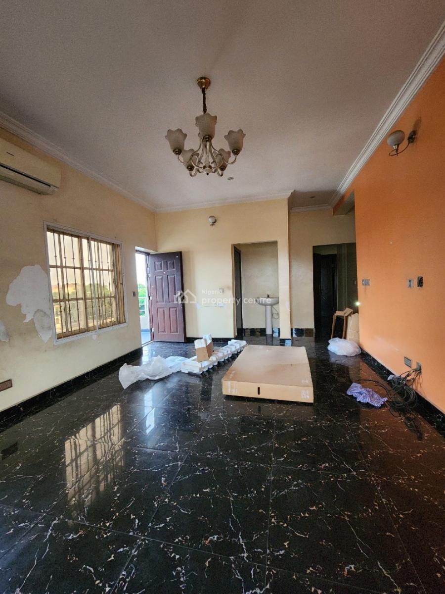 Luxury 5 Bedroom with Bq Available on The Penthouse, Sabo, Sabo, Yaba, Lagos, Flat / Apartment for Rent
