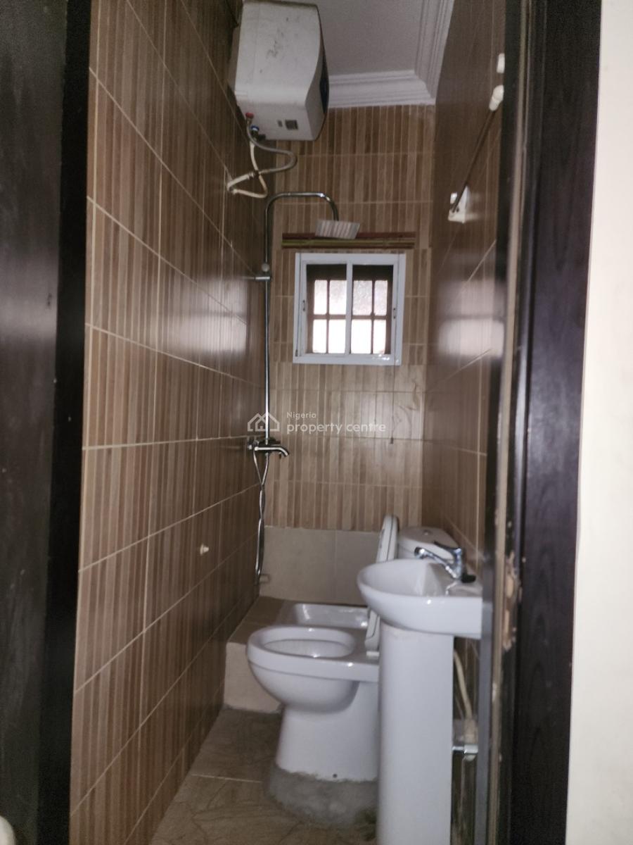 Luxury 5 Bedroom with Bq Available on The Penthouse, Sabo, Sabo, Yaba, Lagos, Flat / Apartment for Rent