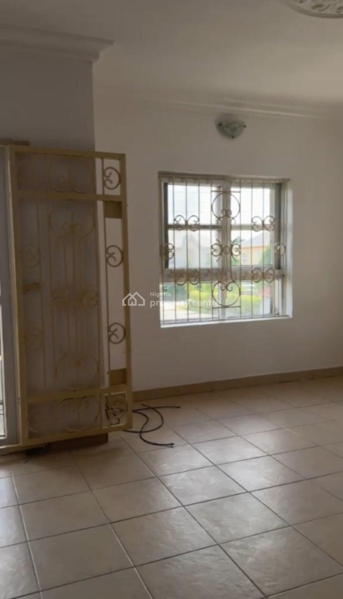 Fully Serviced 4 Bedroom  with 24hrs Power[video Available on Request], Friends Colony Estate, Osapa, Lekki, Lagos, Detached Duplex for Rent
