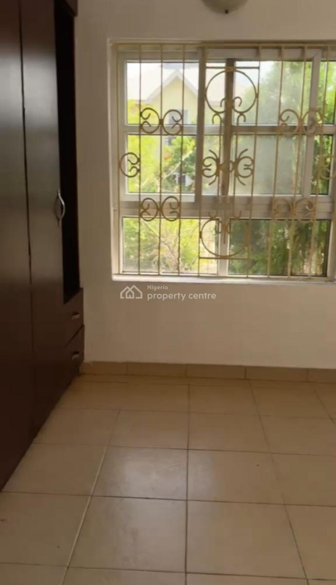Fully Serviced 4 Bedroom  with 24hrs Power[video Available on Request], Friends Colony Estate, Osapa, Lekki, Lagos, Detached Duplex for Rent