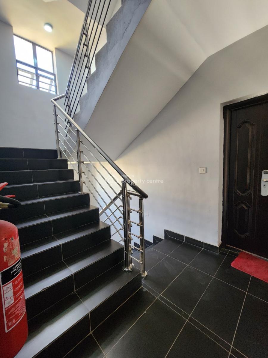 Luxury Furnished Two Bedroom Apartment Available, Alagomeji, Yaba, Lagos, Flat / Apartment for Rent