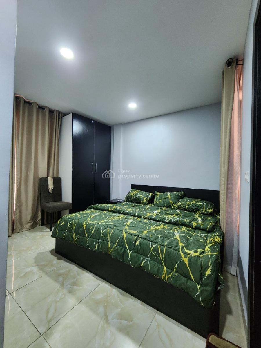 Luxury Furnished Two Bedroom Apartment Available, Alagomeji, Yaba, Lagos, Flat / Apartment for Rent