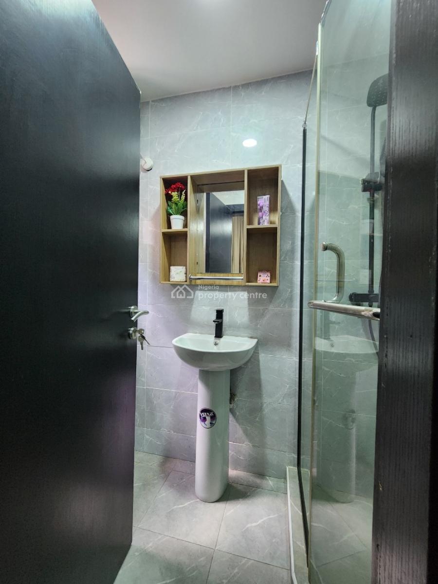 Luxury Furnished Two Bedroom Apartment Available, Alagomeji, Yaba, Lagos, Flat / Apartment for Rent