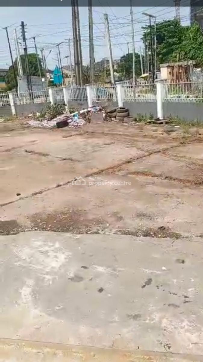 Land Size:6000sqmikeja Gra, Behind High Court.  Land Value: N2mill per, Ikeja Gra, Ikeja, Lagos, Land Joint Venture