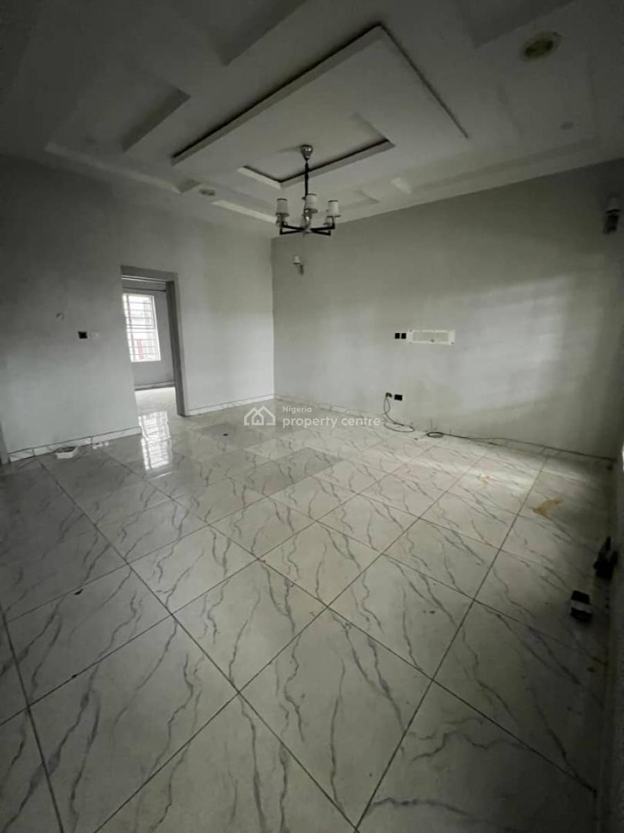 Luxury One Bedroom Mini Flat with  Personal  Kitchen, Van Daniel Estate Orchide Road, Lekki, Lagos, Mini Flat (room and Parlour) for Rent