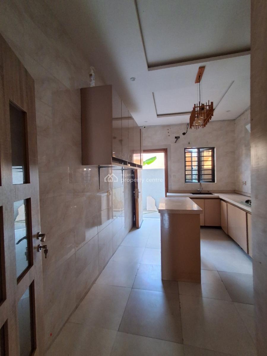 4bedroom Duplex Self Compound, in an Estate, Badore, Ajah, Lagos, Semi-detached Duplex for Rent