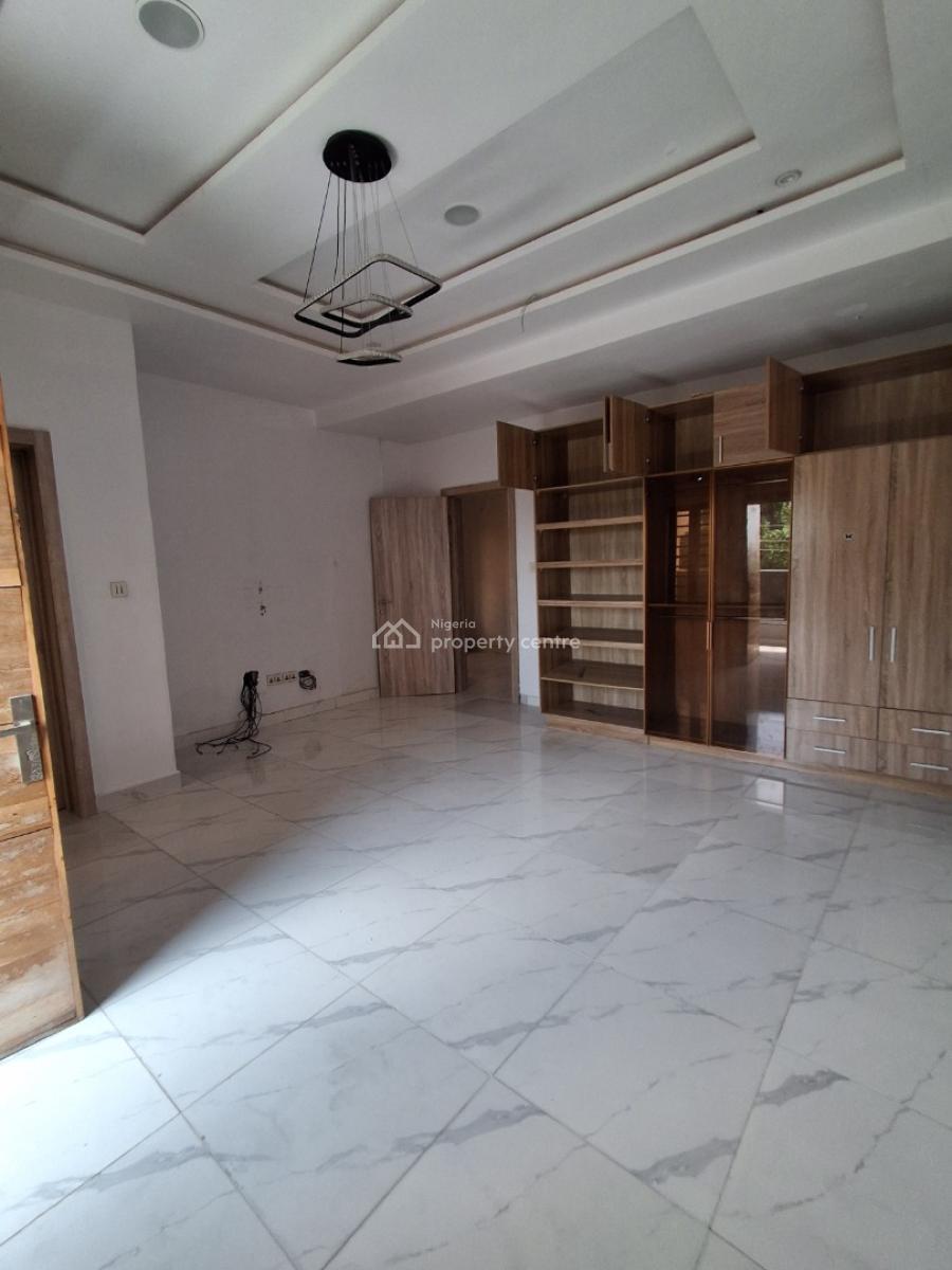 4bedroom Duplex Self Compound, in an Estate, Badore, Ajah, Lagos, Semi-detached Duplex for Rent