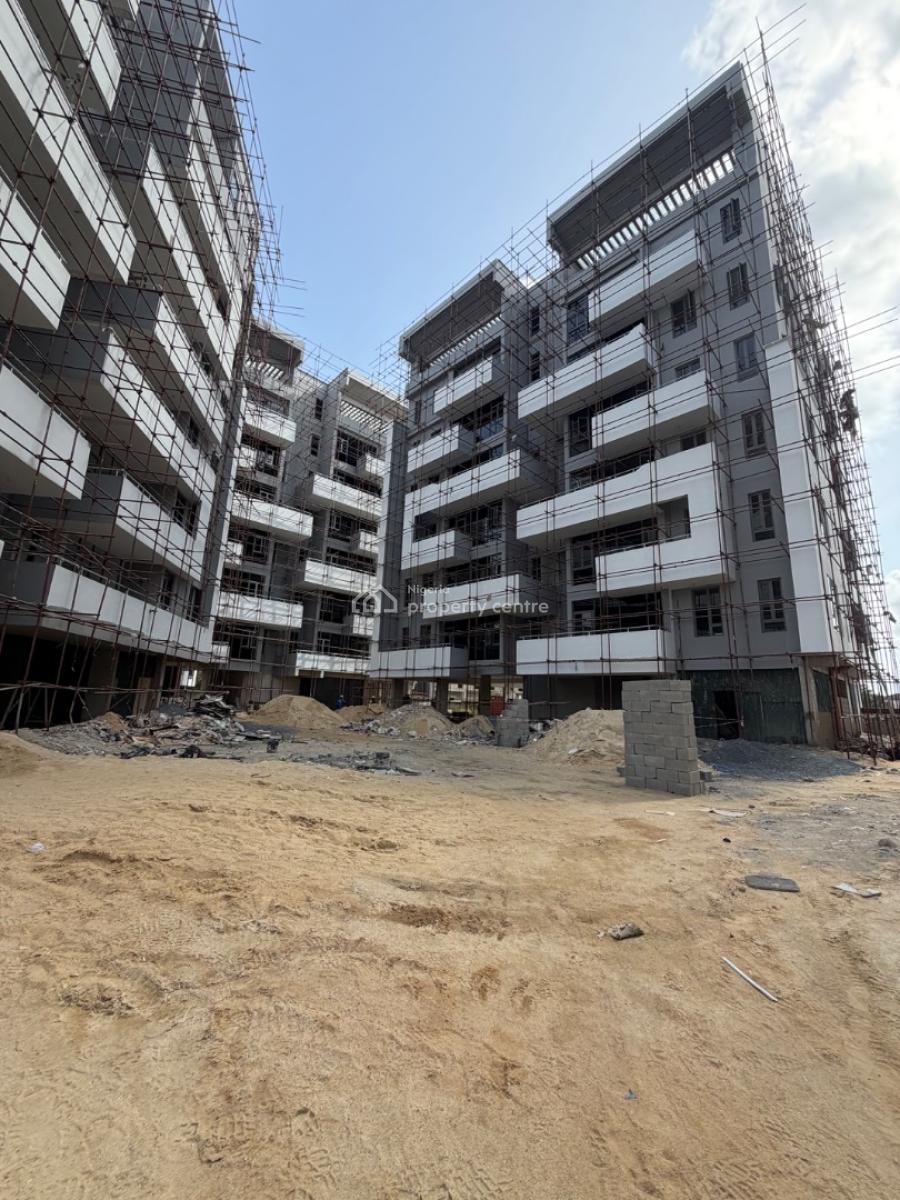 Massive 2bedrooms Flat with Bq, Periwinkle Estate, Lekki Phase 1, Lekki, Lagos, Flat / Apartment for Sale