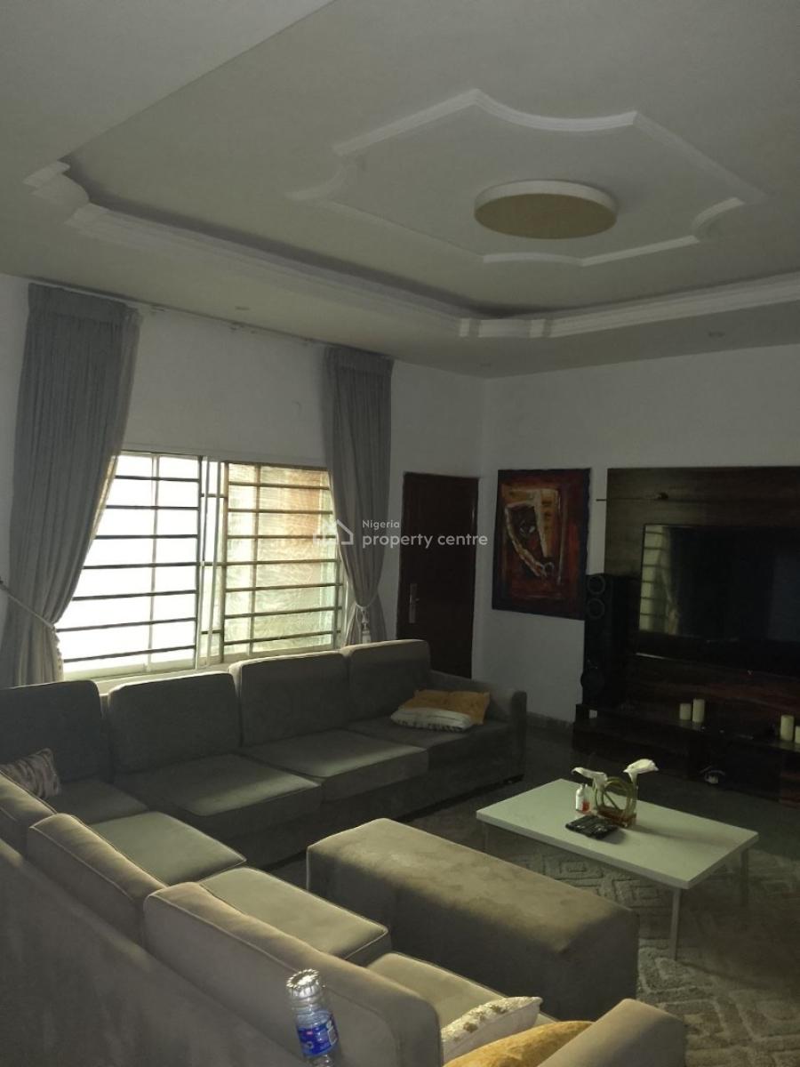 Distress 3bedroom Apartment with Pool,gym,lawntennis,basketball,etc, Lekki Gardens Horizon 11 By Meadow School Hall, Ikate Elegushi, Lekki, Lagos, Flat / Apartment for Sale