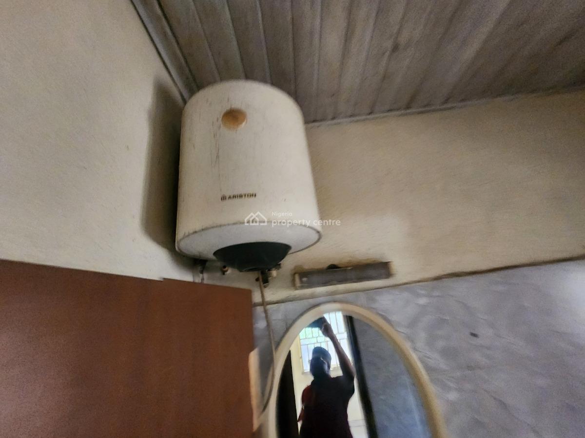 Strategically Located and Spacious 3 Bedroom Semi-detached Bungalow, Federal Ministry of Works and Housing Estate, Karu Phase I, Karu, Abuja, Semi-detached Bungalow for Sale