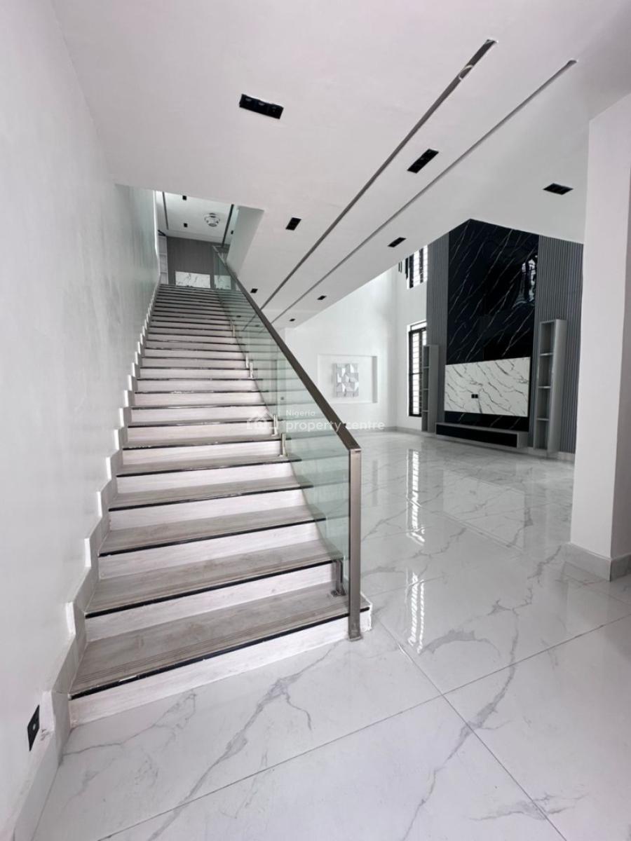 Spacious 5bedroom Detached with Pool  and Bq, Located in Chevron, Lekki, Lagos, Detached Duplex for Sale