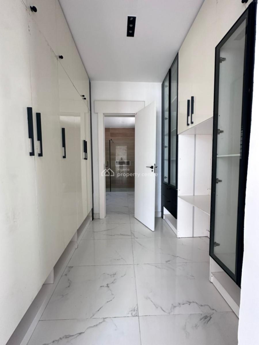 Spacious 5bedroom Detached with Pool  and Bq, Located in Chevron, Lekki, Lagos, Detached Duplex for Sale