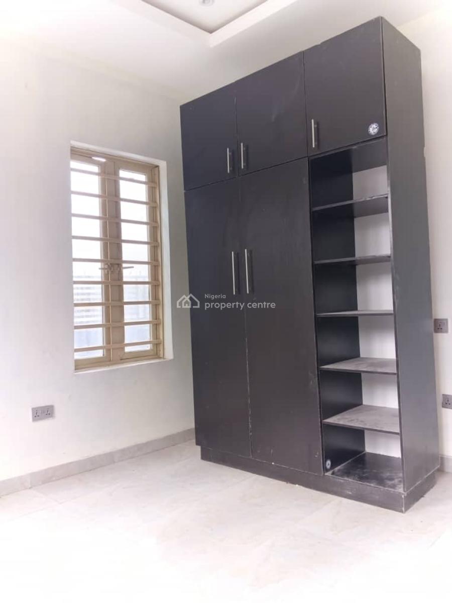 a Luxury 3 Bedrooms Flat, Lagbasa, Addo, Badore, Ajah, Lagos, Flat / Apartment for Rent