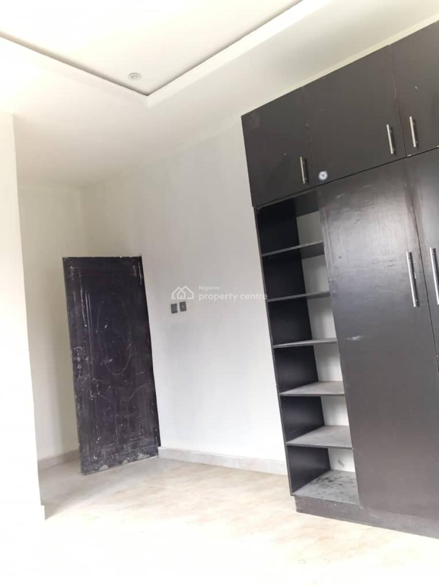 a Luxury 3 Bedrooms Flat, Lagbasa, Addo, Badore, Ajah, Lagos, Flat / Apartment for Rent