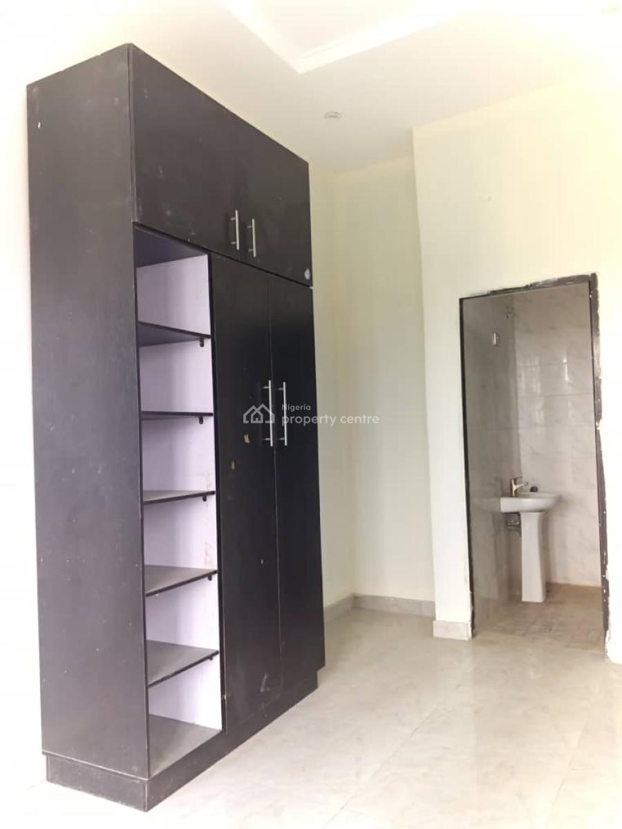 a Luxury 3 Bedrooms Flat, Lagbasa, Addo, Badore, Ajah, Lagos, Flat / Apartment for Rent