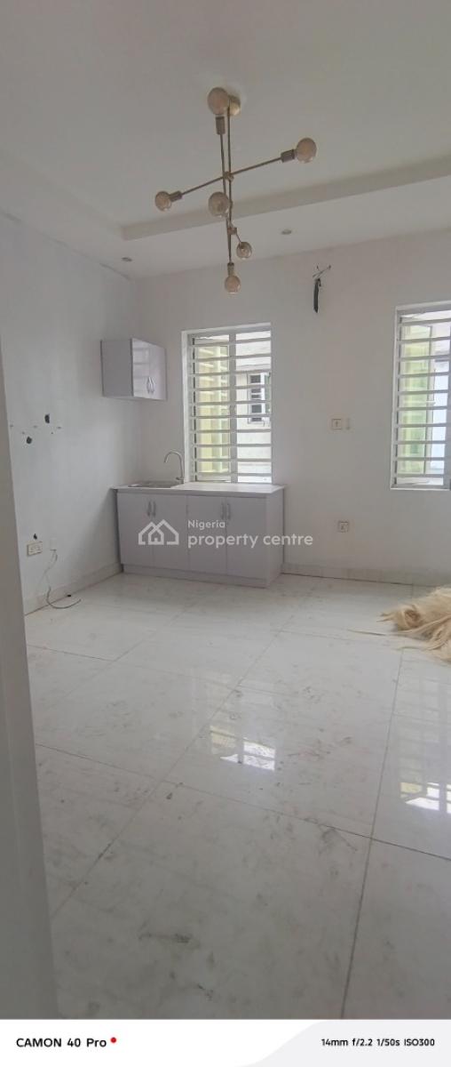 Two Bedroom Flat in Osapa, Canal West, Osapa, Lekki, Lagos, Flat / Apartment for Rent