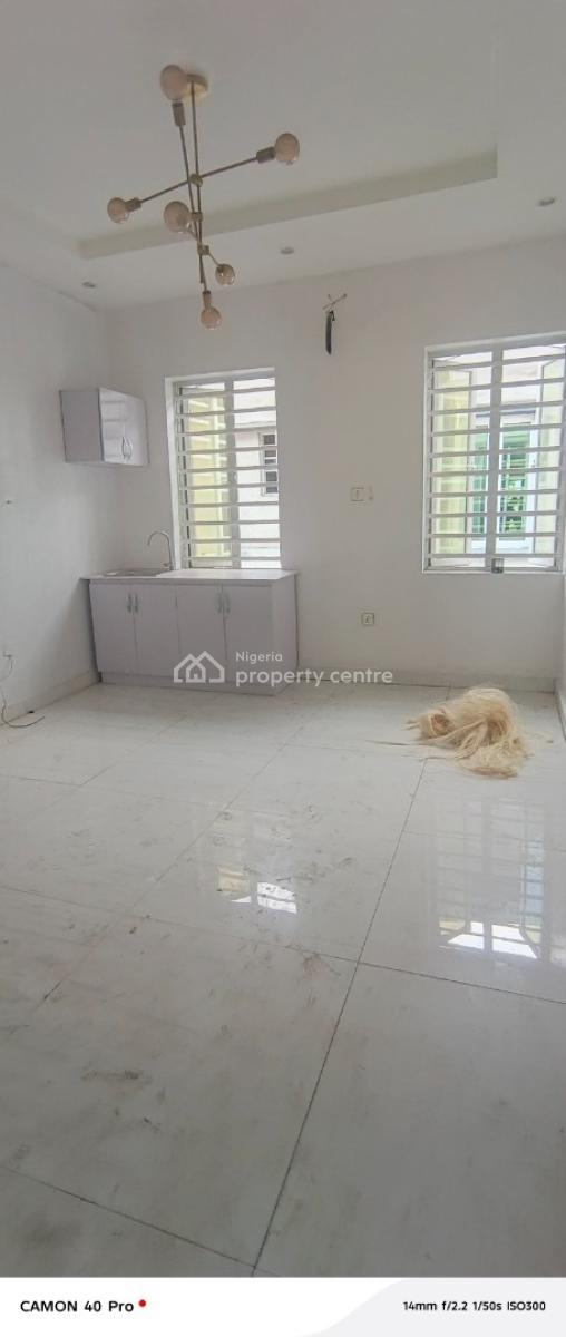 Two Bedroom Flat in Osapa, Canal West, Osapa, Lekki, Lagos, Flat / Apartment for Rent
