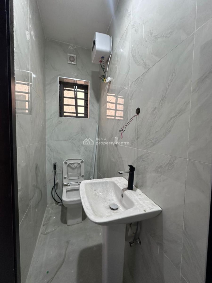 Spacious 4  Bed Terrace Duplex with Bq, Located in Ologolo, Lekki, Lagos, Terraced Duplex for Sale