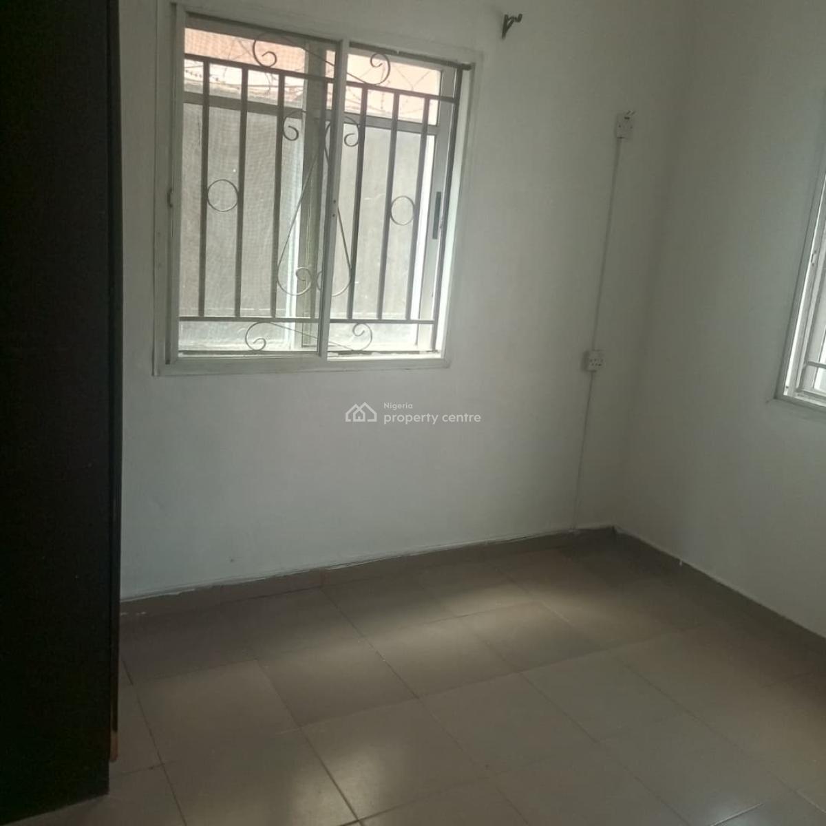 Sharp and Clean 2bedroom Aparrment, Mobile Road,ilaje, Ajah, Lagos, Flat / Apartment for Rent