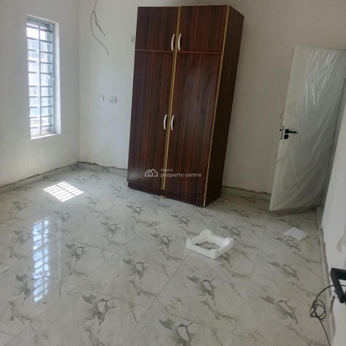 a Massive 2bedroom Apartment with Bq, Mobile Road,illaje, Ajah, Lagos, Flat / Apartment for Rent