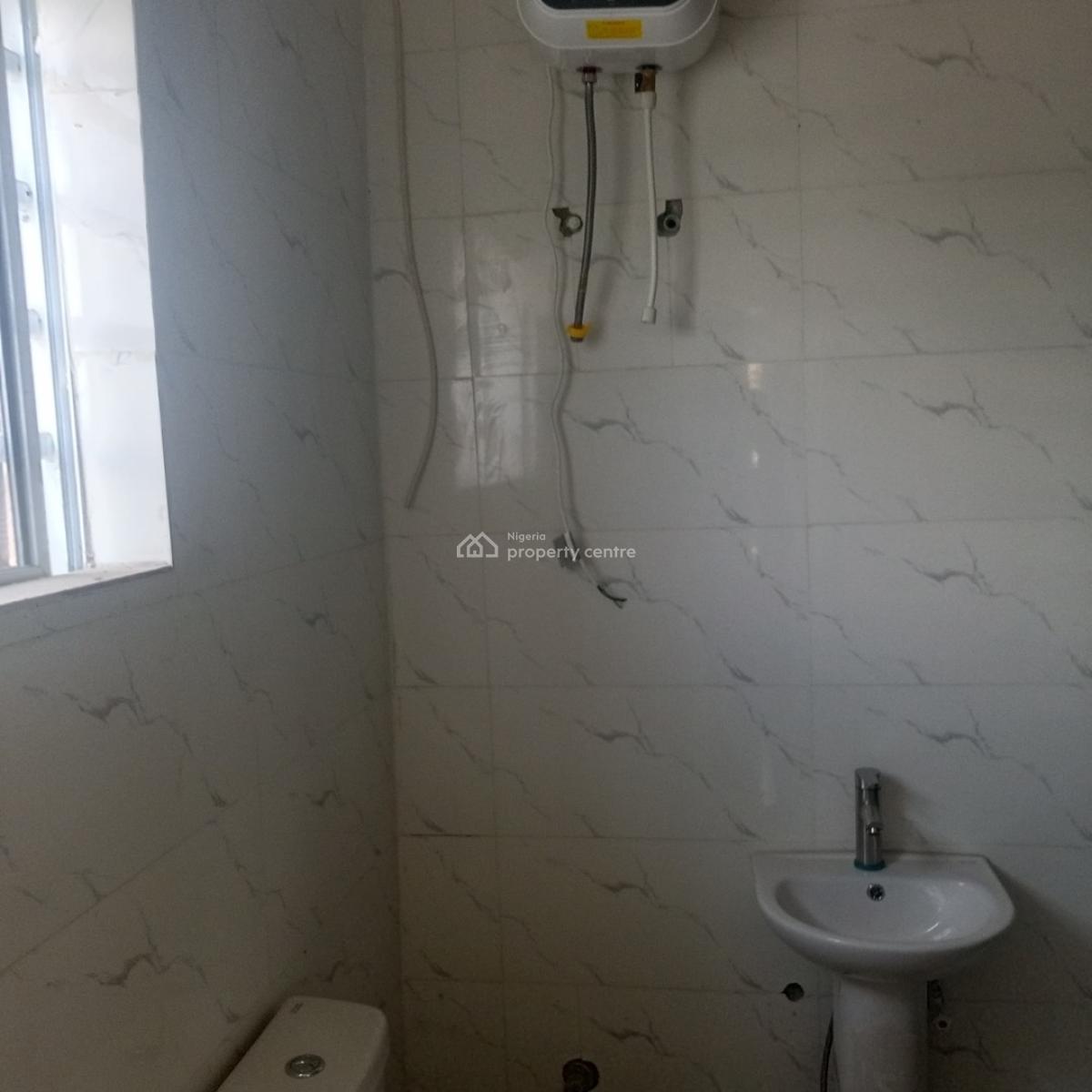 a Massive 2bedroom Apartment with Bq, Mobile Road,illaje, Ajah, Lagos, Flat / Apartment for Rent