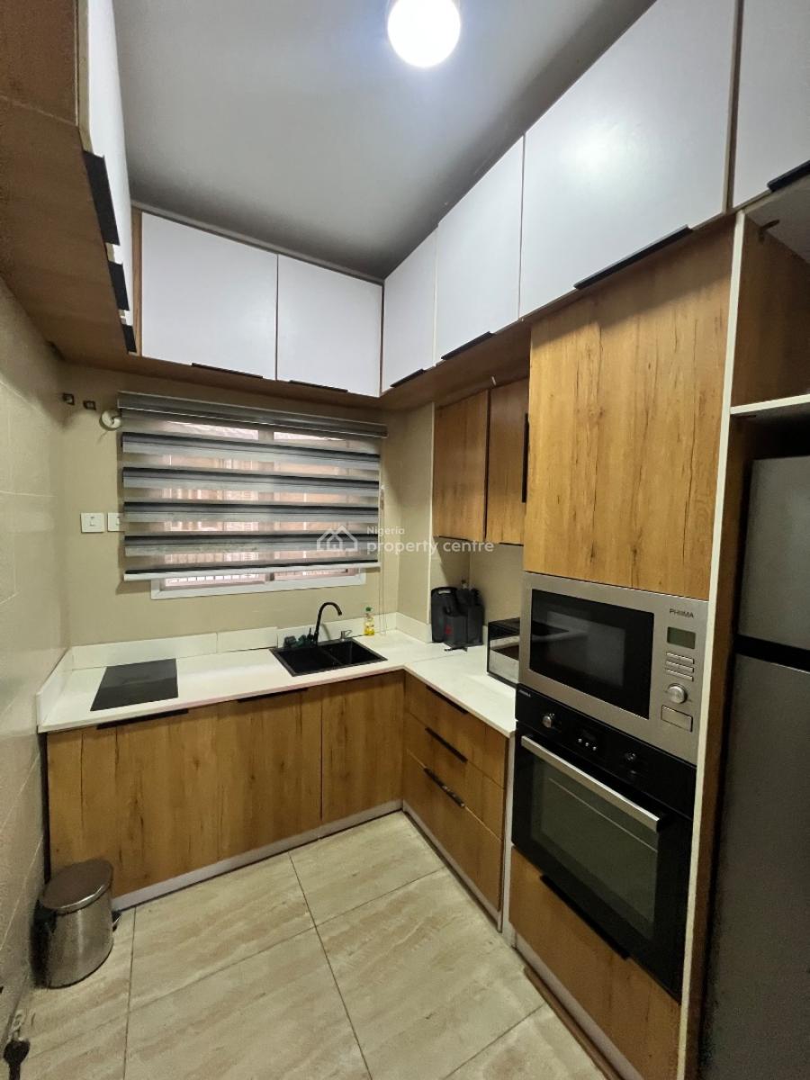 Spacious 1 Bedroom Apartment, Osapa, Lekki, Lagos, Mini Flat (room and Parlour) Short Let