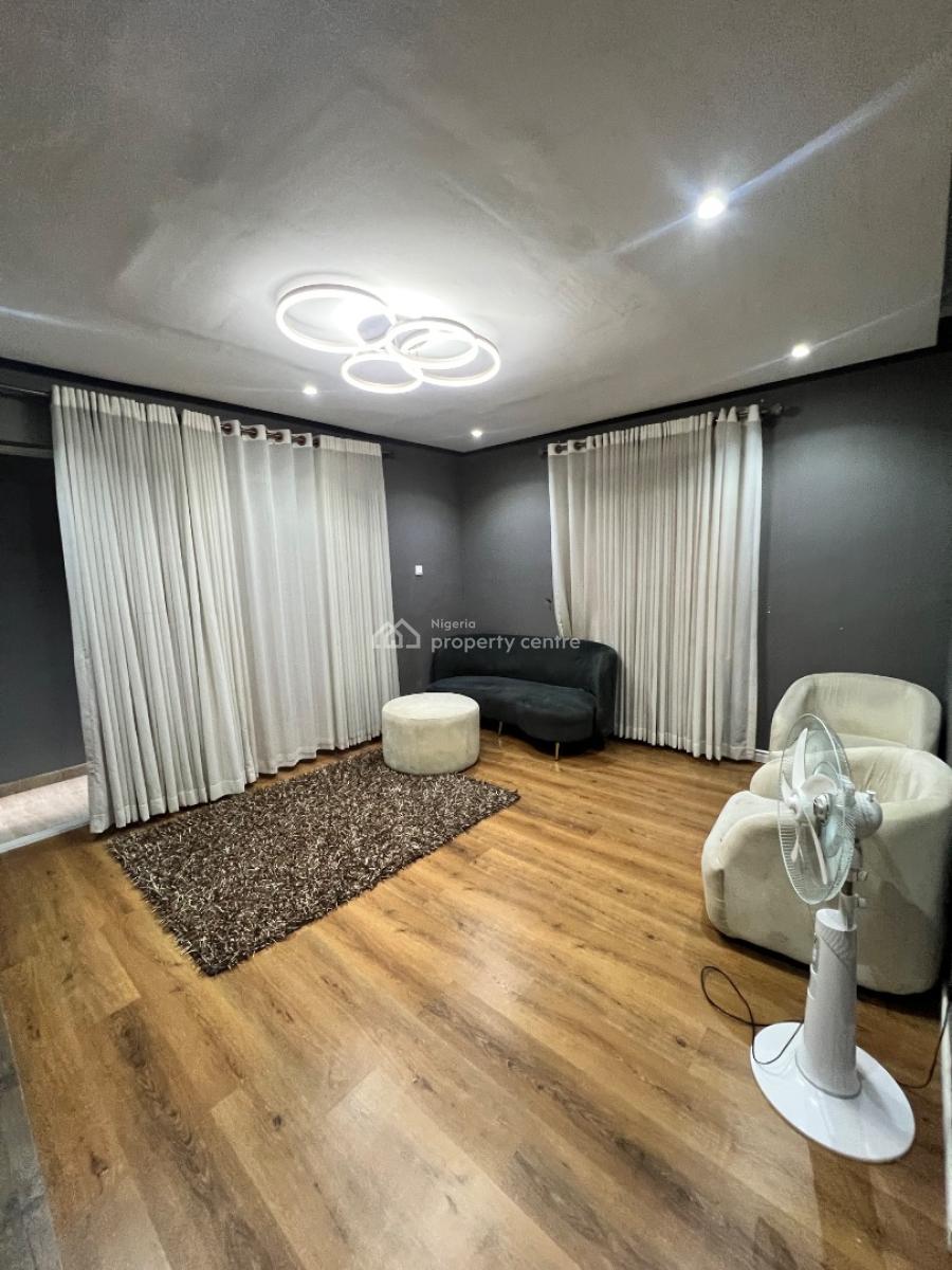 Spacious 1 Bedroom Apartment, Osapa, Lekki, Lagos, Mini Flat (room and Parlour) Short Let
