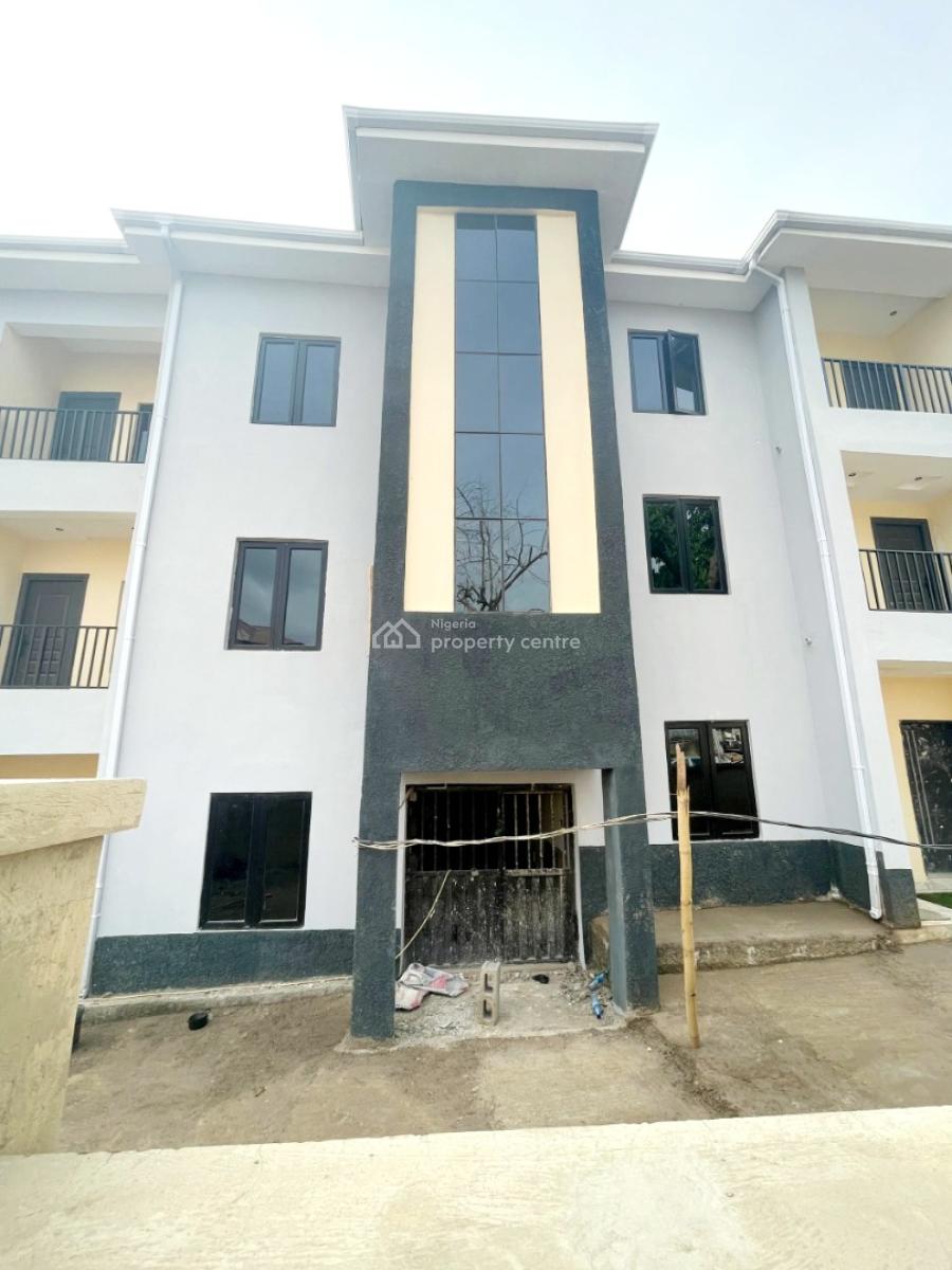 a Newly Refurbished 2 Bedroom Flat in a Serene Environment, Zone 6, Wuse, Abuja, Flat / Apartment for Rent