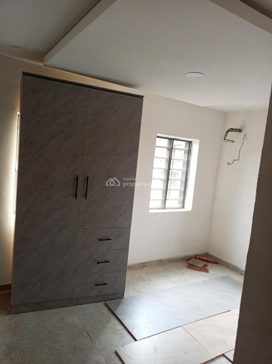 Luxury 2bedroom Flat with Morden Finishing with Wall Screening Pop, Ifodo Street Off Agidi Road Alapere Ketu Lagos, Alapere, Ketu, Lagos, Flat / Apartment for Rent