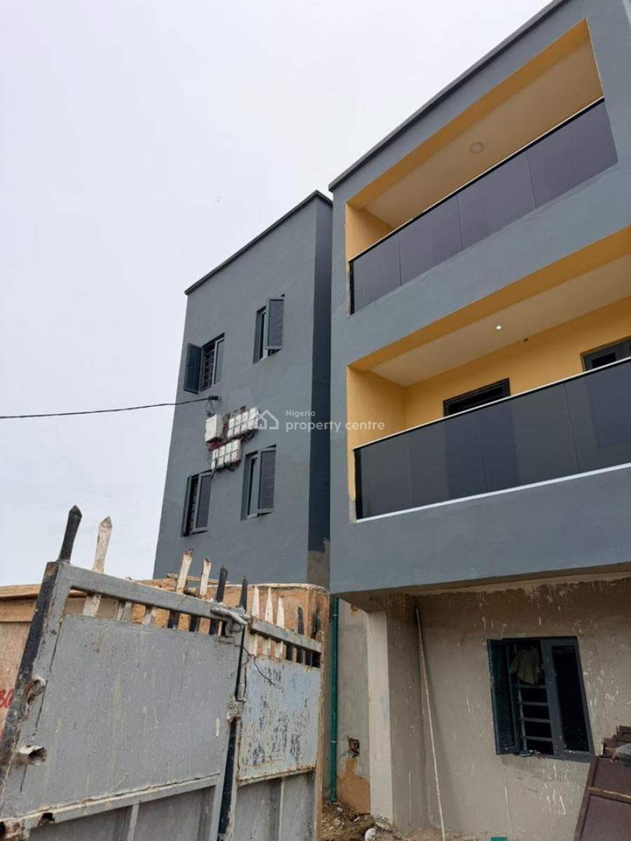 Luxury 2bedroom Flat with Morden Finishing with Wall Screening Pop, Ifodo Street Off Agidi Road Alapere Ketu Lagos, Alapere, Ketu, Lagos, Flat / Apartment for Rent
