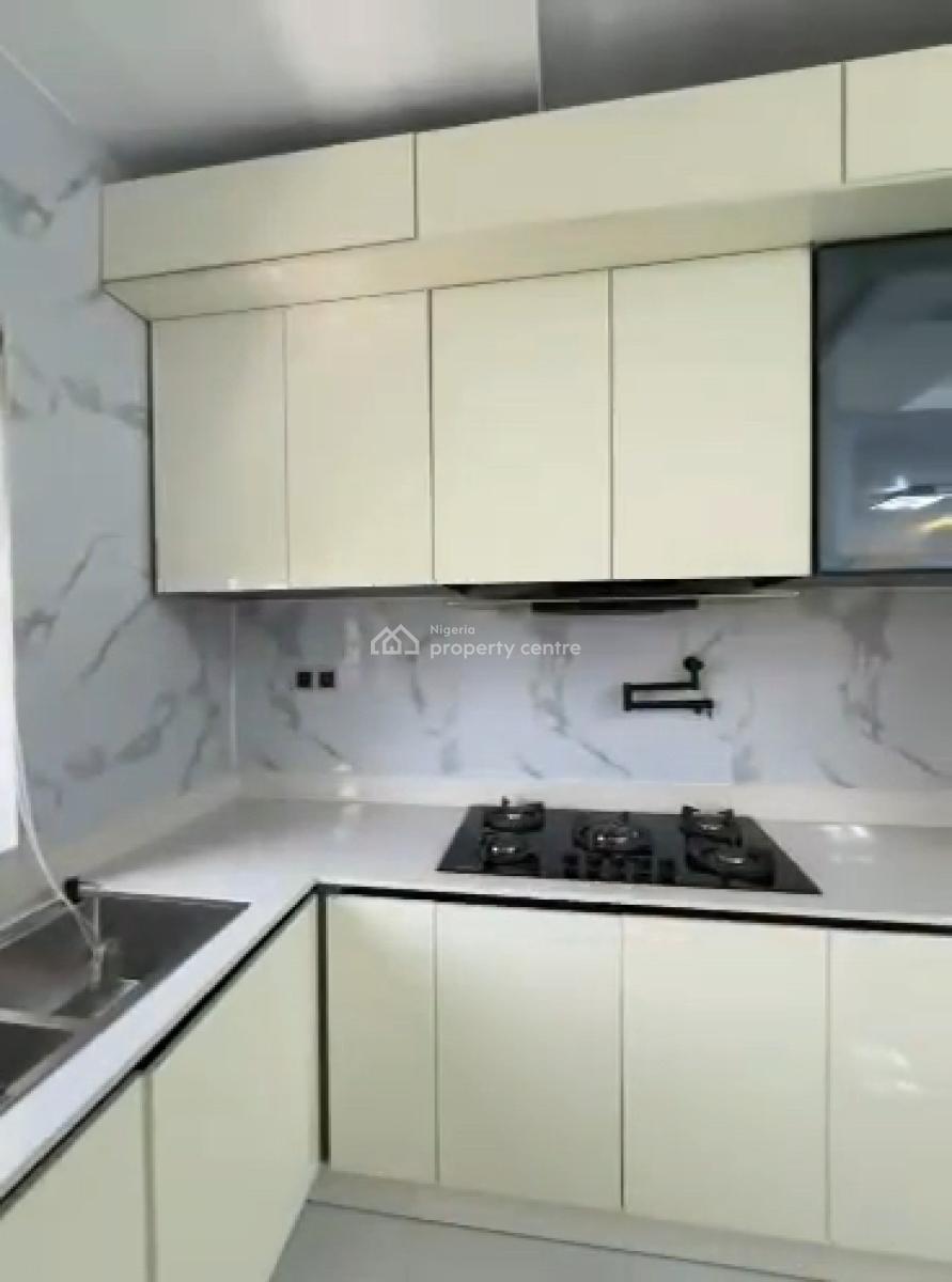 Luxury 2 Bedrooms Apartments, Lekki Phase 1, Lekki, Lagos, Flat / Apartment for Sale