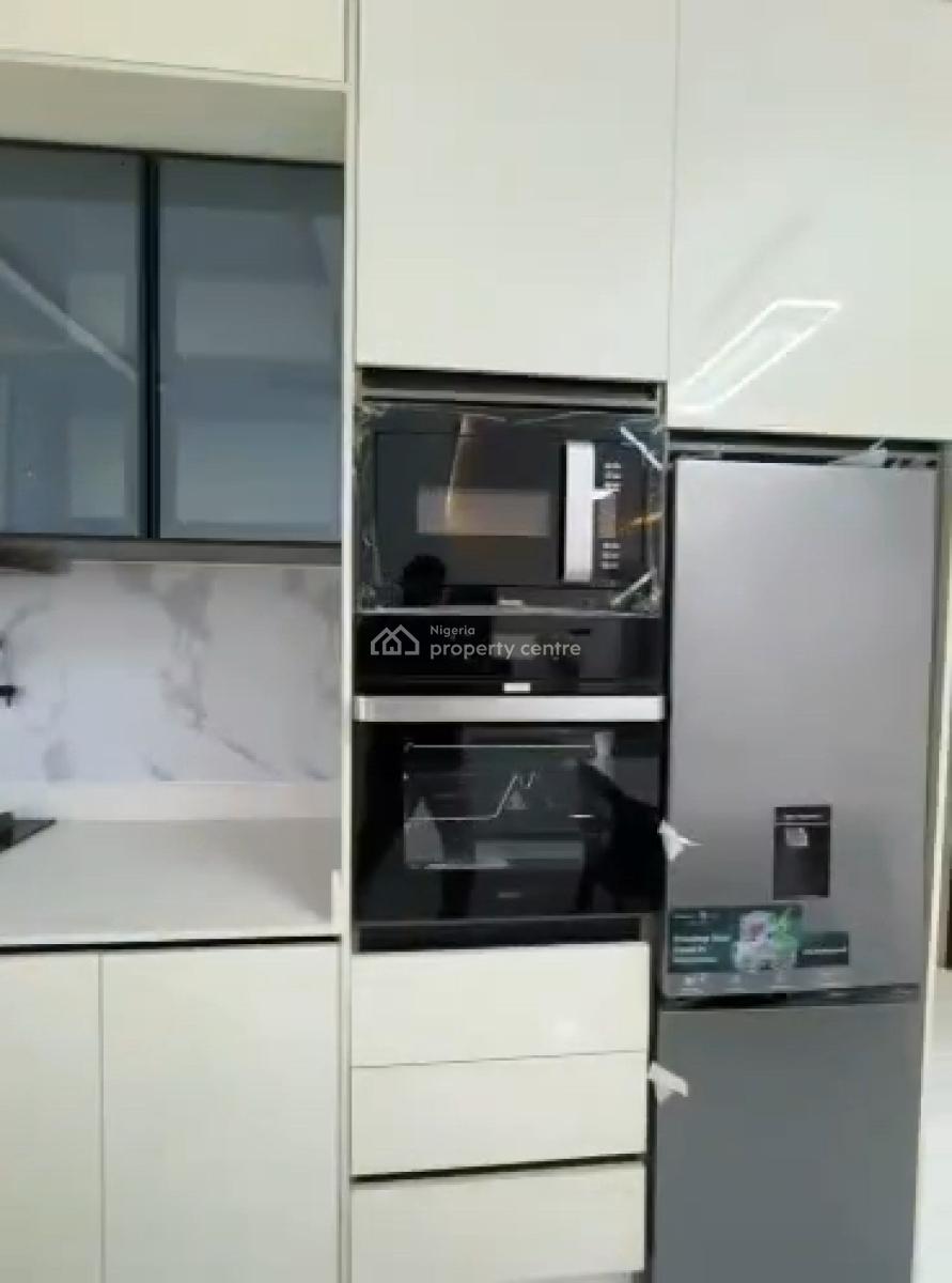 Luxury 2 Bedrooms Apartments, Lekki Phase 1, Lekki, Lagos, Flat / Apartment for Sale