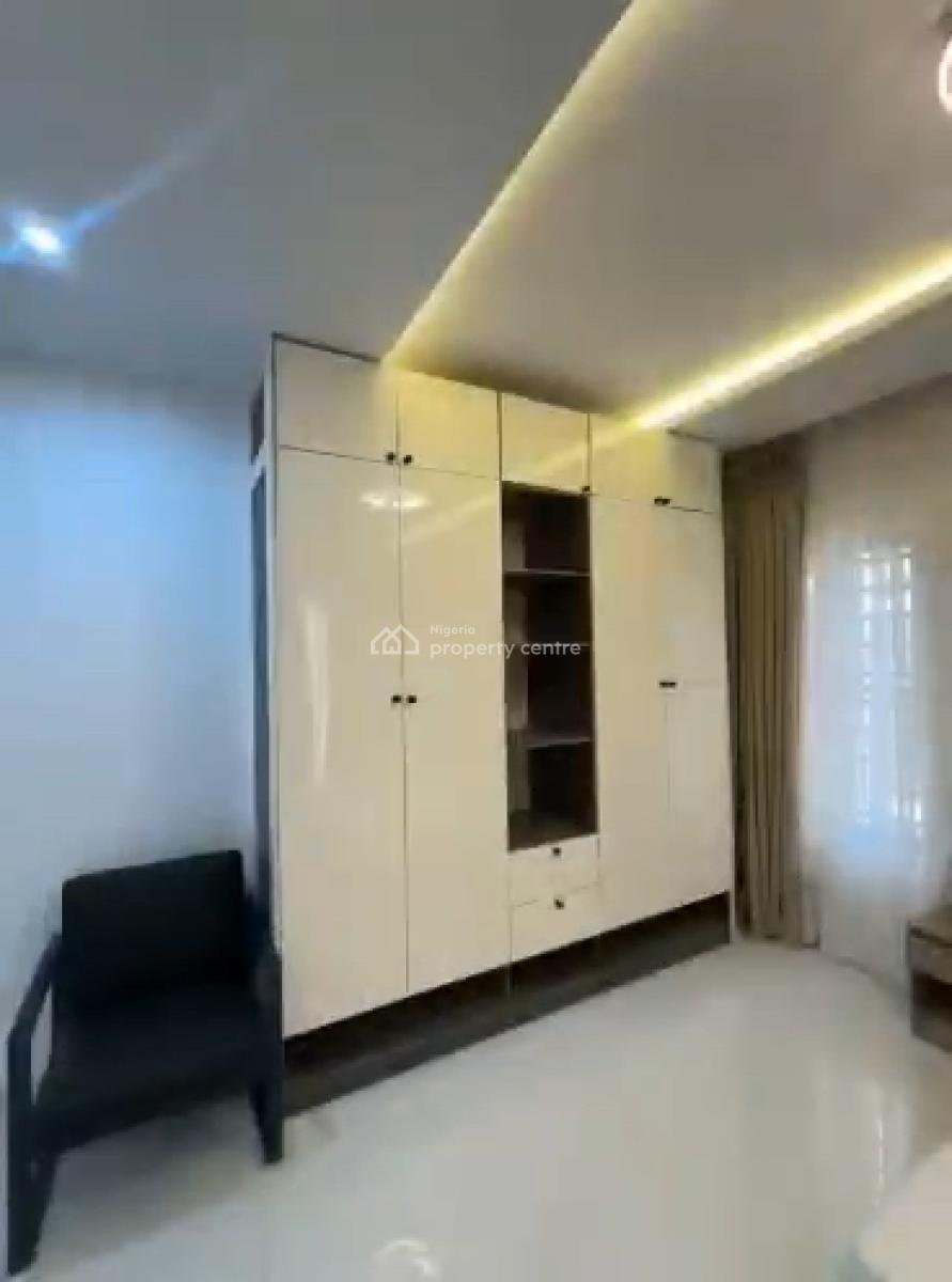 Luxury 2 Bedrooms Apartments, Lekki Phase 1, Lekki, Lagos, Flat / Apartment for Sale