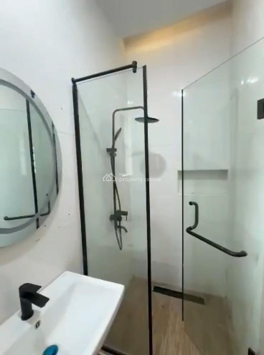 Luxury 2 Bedrooms Apartments, Lekki Phase 1, Lekki, Lagos, Flat / Apartment for Sale