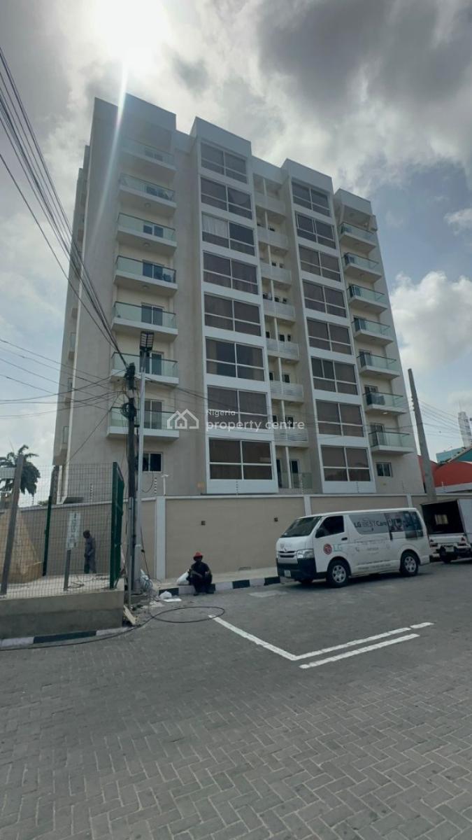 High End Luxury 2 Bed Apartment with a Elevator, Pool & Gym, Unique, Calm and Easily Accessible Area, Victoria Island (vi), Lagos, Block of Flats for Sale