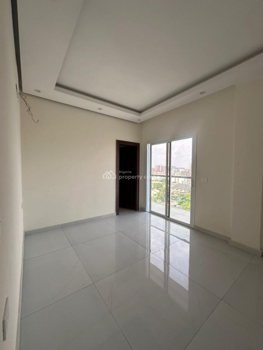 High End Luxury 2 Bed Apartment with a Elevator, Pool & Gym, Unique, Calm and Easily Accessible Area, Victoria Island (vi), Lagos, Block of Flats for Sale