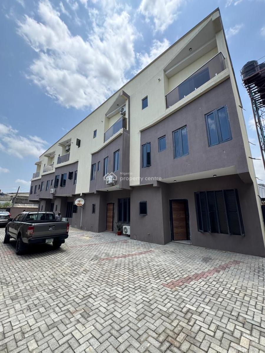 Modern 4 Bedrooms Terraced Duplex in a Serene Environment, Gbagada, Lagos, Terraced Duplex for Sale