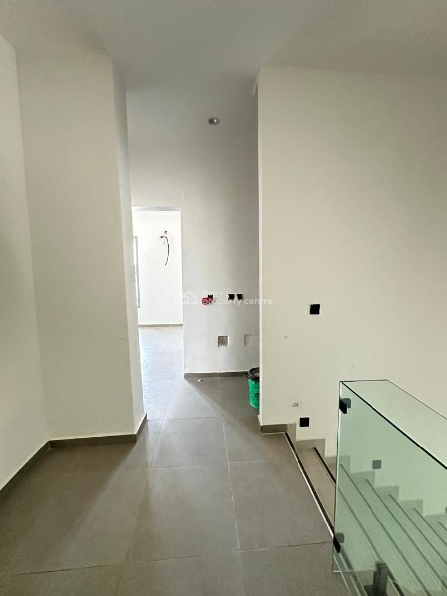 Luxury Spacious 4 Bedrooms Terraced Duplex with Bq, Lekki Phase 1, Lekki, Lagos, Terraced Duplex for Sale