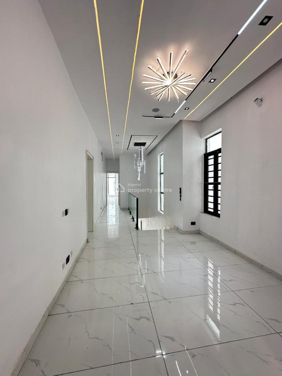 Exquisite Luxury Spacious 5 Bedrooms Detached Duplex + Bq, Gym & Pool, Vgc, Lekki, Lagos, Detached Duplex for Sale