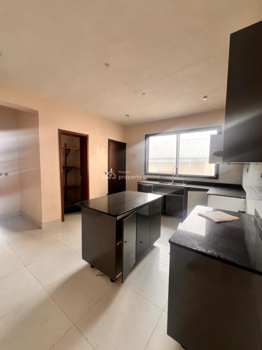 Spacious 4 Bedroom Terrace Duplex, Off Freedomway, Lekki, Lagos, Terraced Duplex for Rent