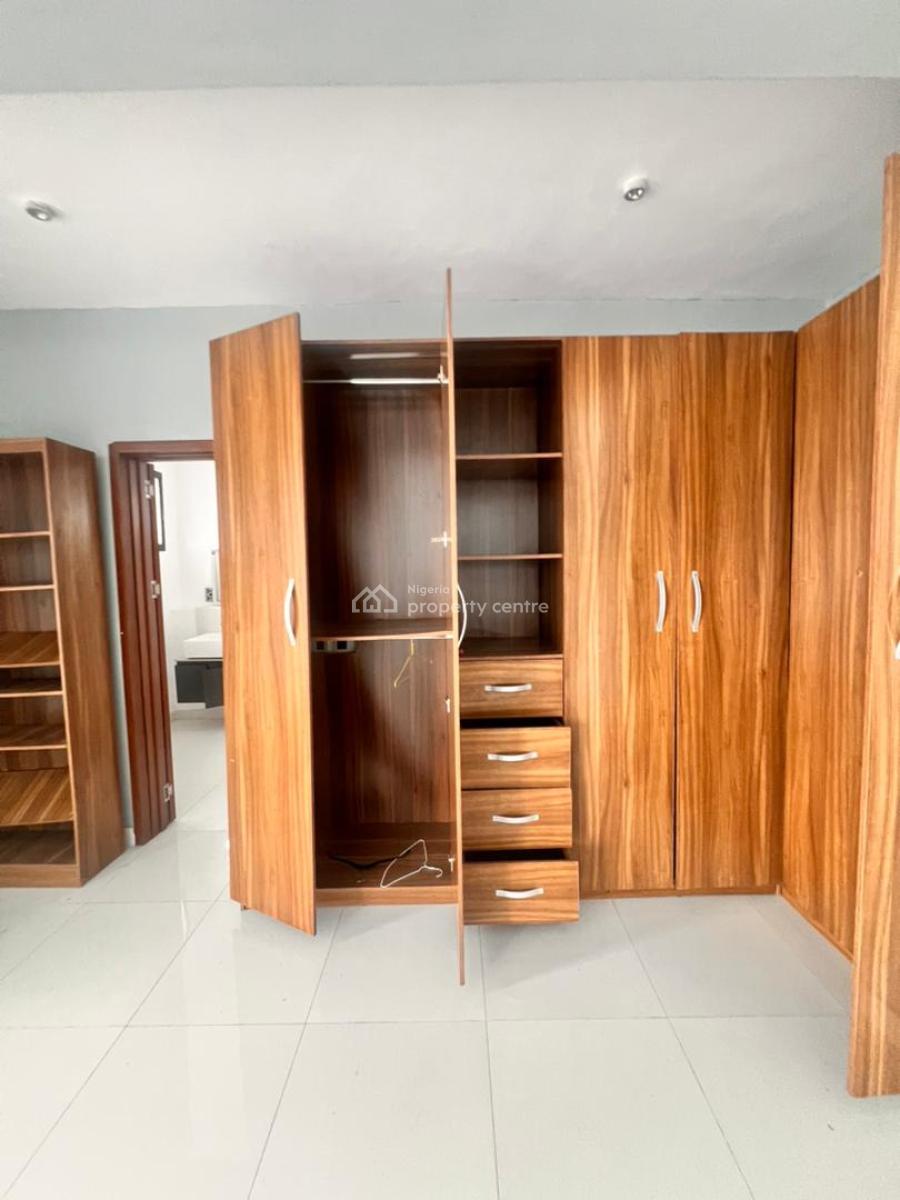 Spacious 4 Bedroom Terrace Duplex, Off Freedomway, Lekki, Lagos, Terraced Duplex for Rent
