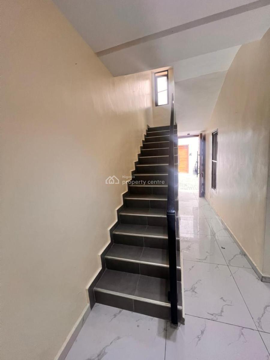Spacious 4 Bedroom Terrace Duplex, Off Freedomway, Lekki, Lagos, Terraced Duplex for Rent