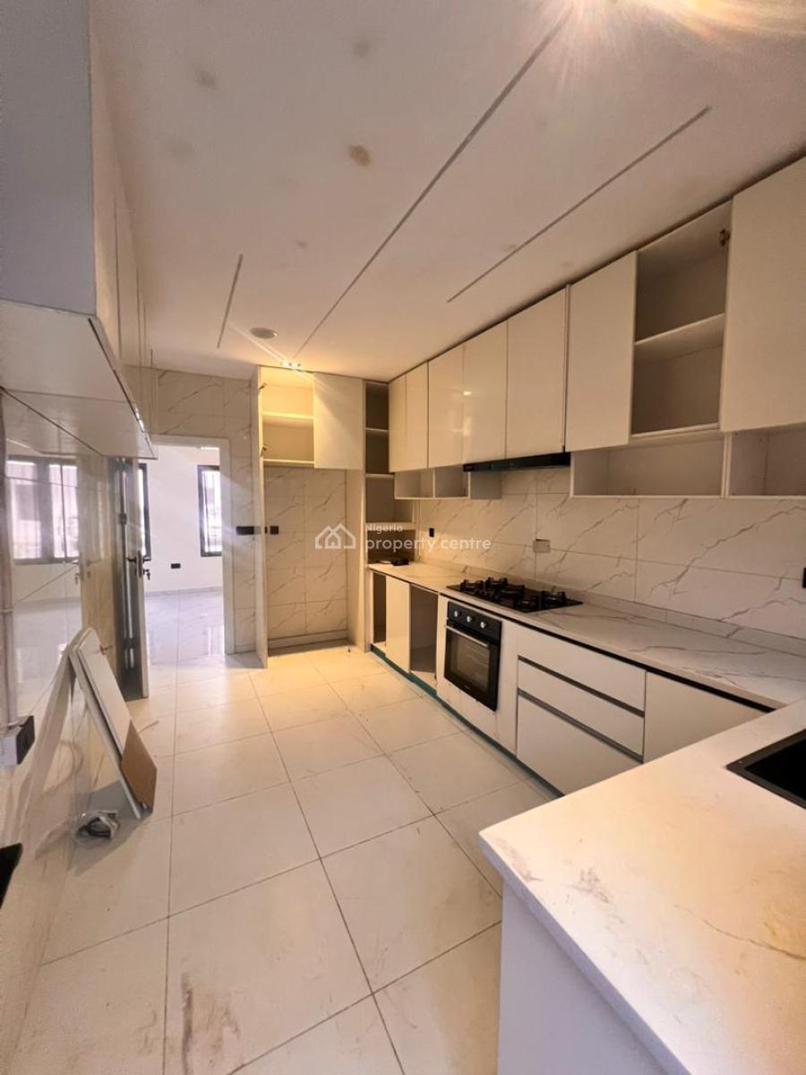 Spacious 4 Bedroom Terrace Duplex, Off Freedomway, Lekki, Lagos, Terraced Duplex for Rent