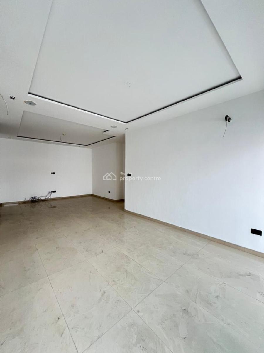 Elegantly Detailed 2bedroom Apartment with Swimming Pool, Lekki Phase 1, Lekki, Lagos, Flat / Apartment for Sale