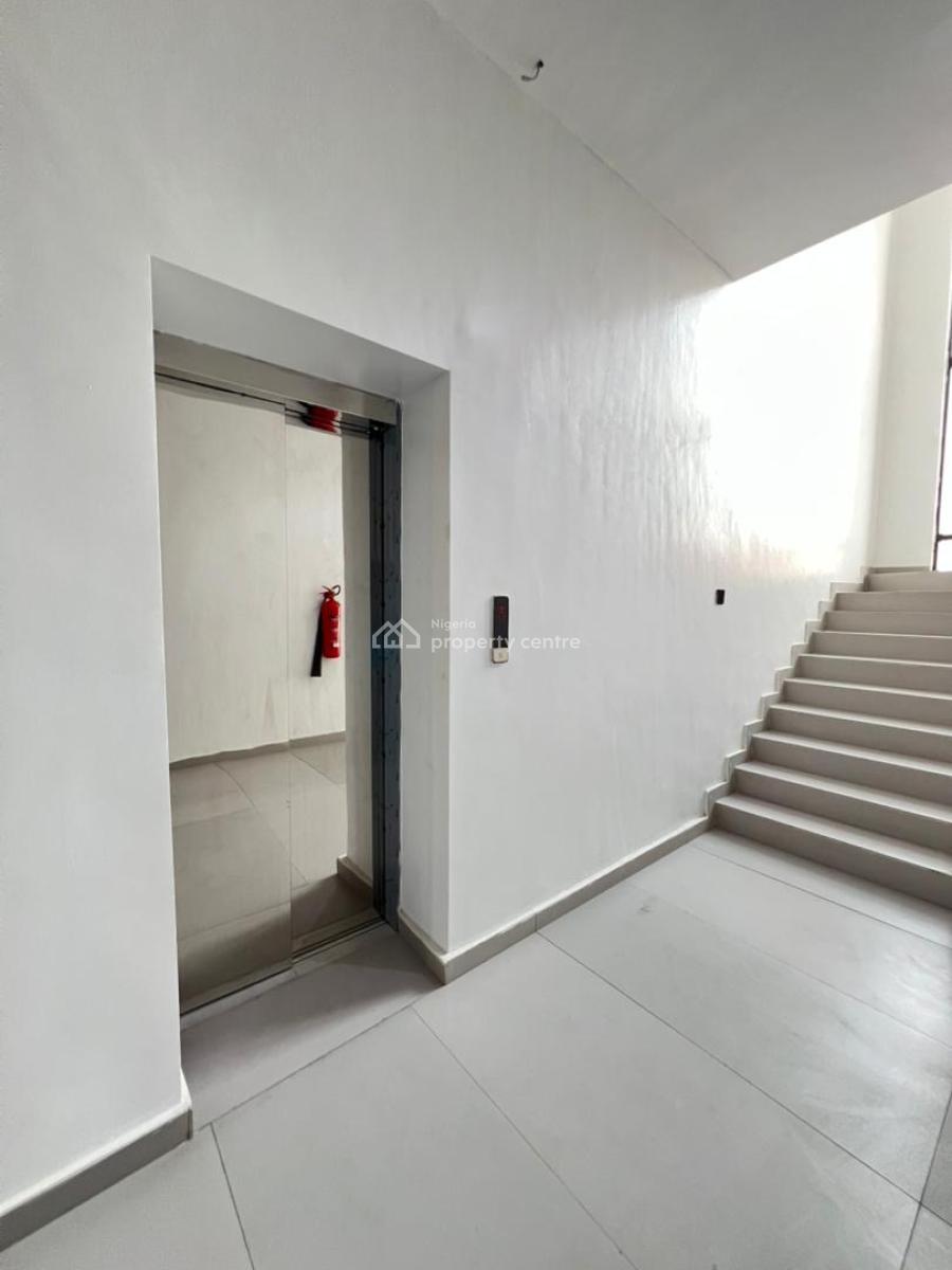 Elegantly Detailed 2bedroom Apartment with Swimming Pool, Lekki Phase 1, Lekki, Lagos, Flat / Apartment for Sale