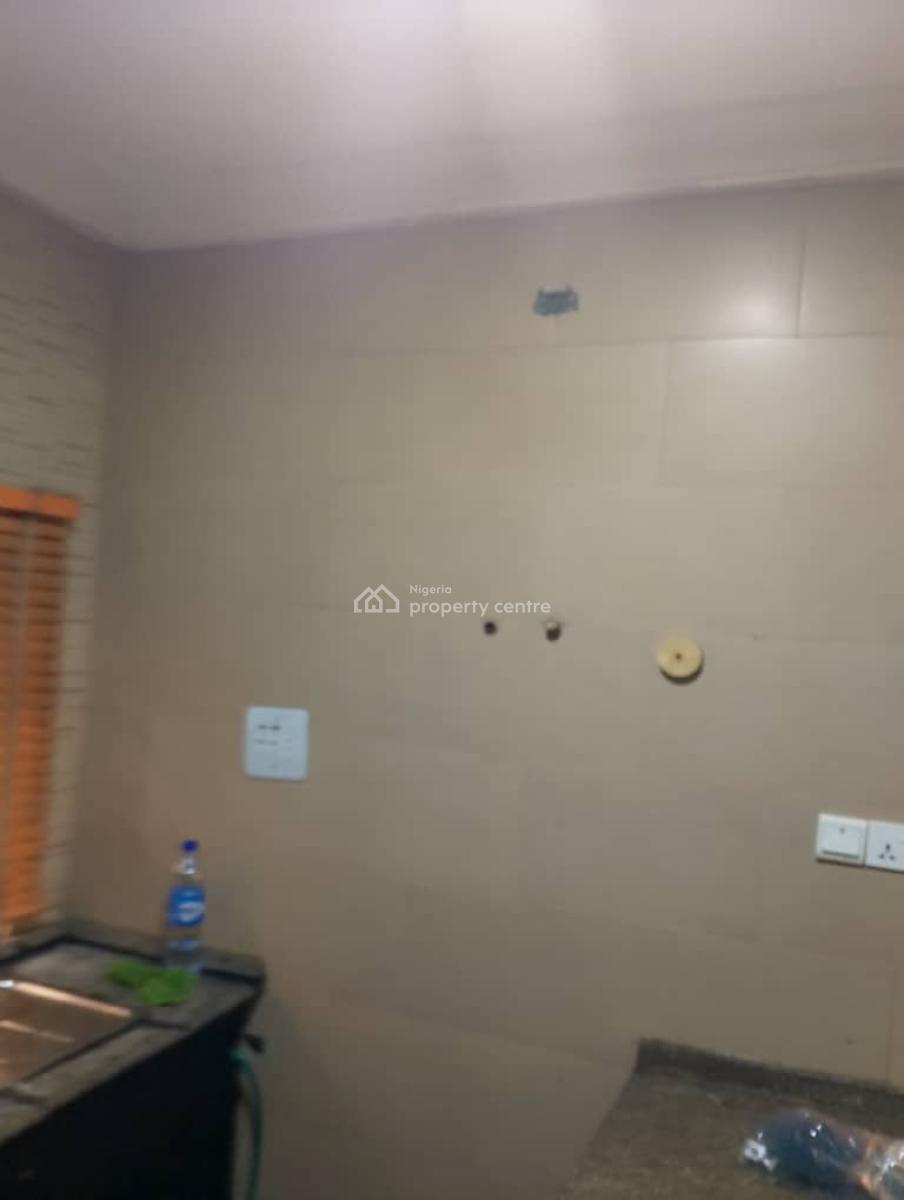 3 Bedroom Terraced Duplex, By Circle Mall(shoprite)lekki, Osapa, Lekki, Lagos, Terraced Duplex for Sale